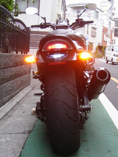 VMAX(RP22J) フェンダーレスキット＆LEDウインカーセット】